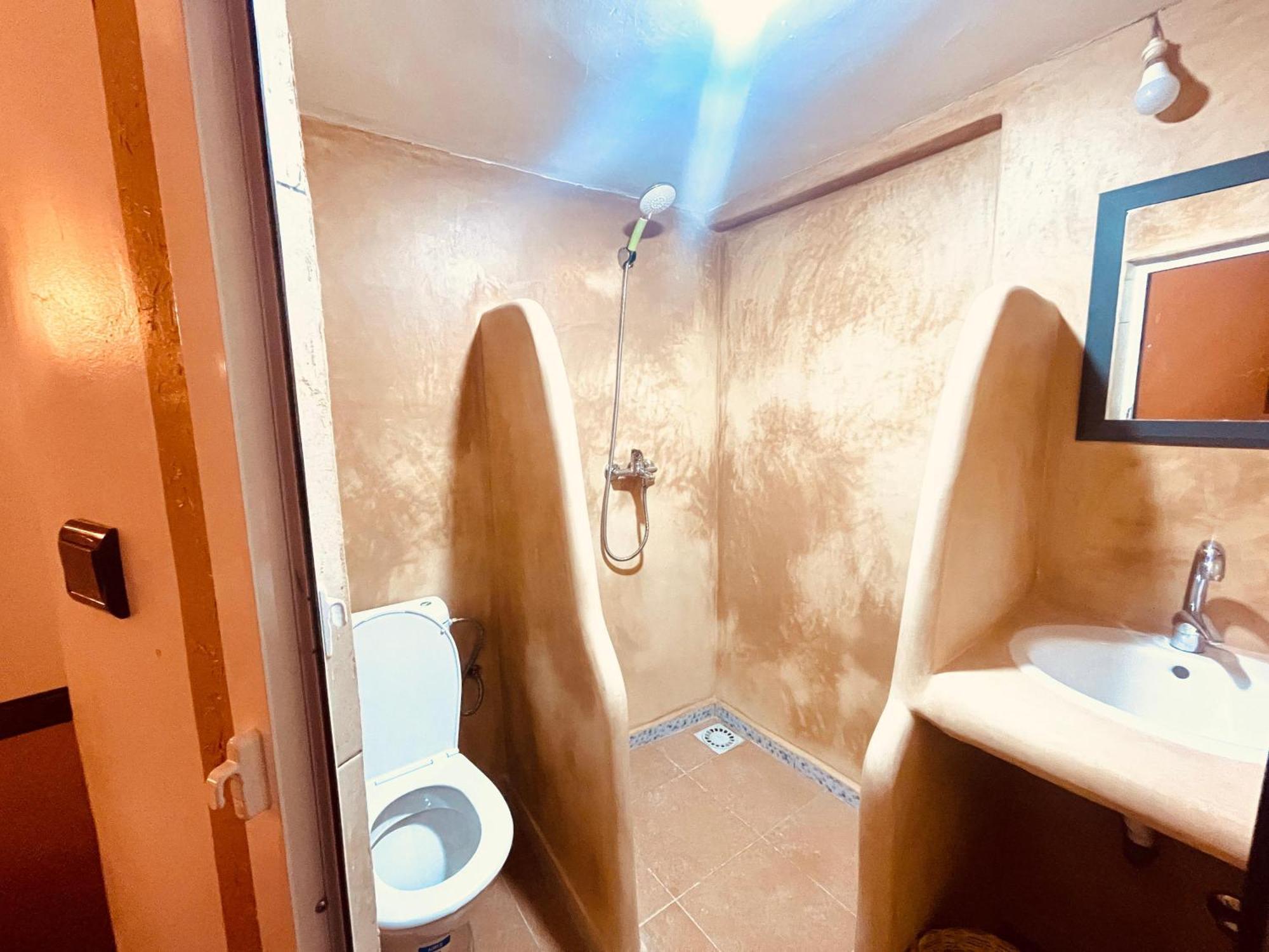 Auberge La Belle Vue Dades Akhendachou n'Ait Ouffi ภายนอก รูปภาพ